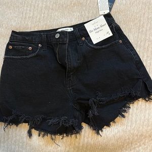 Abercrombie Curve Love High Rise “Mom” Short